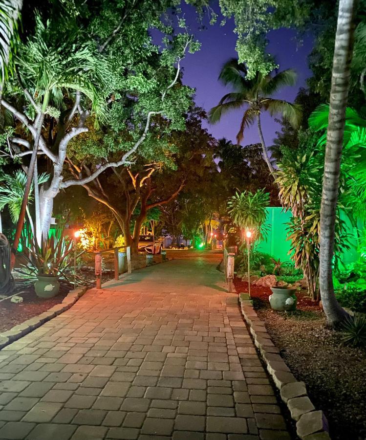 Seafarer Key Largo Resort And Beach Exterior photo